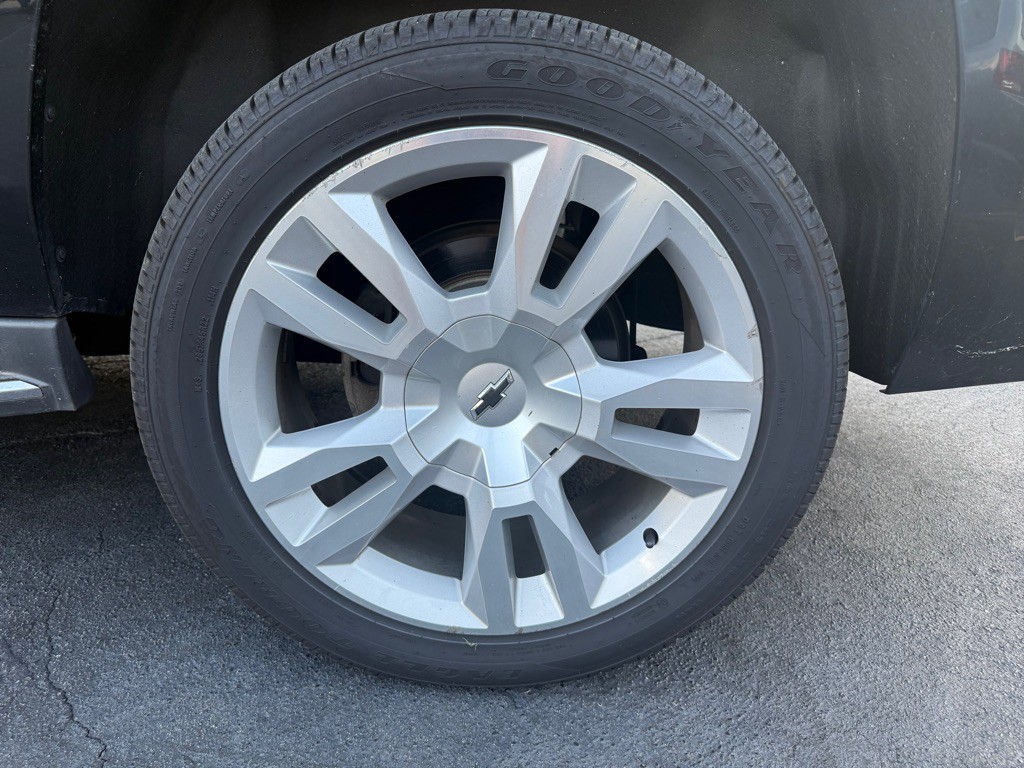 2017 Chevrolet Suburban Image 26