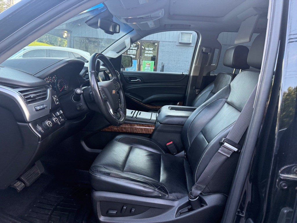 2017 Chevrolet Suburban Image 45