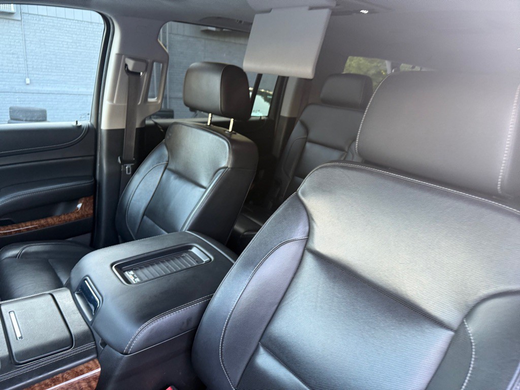 2017 Chevrolet Suburban Image 47