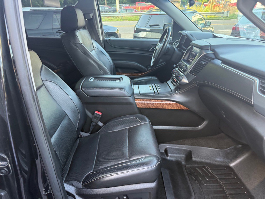2017 Chevrolet Suburban Image 57