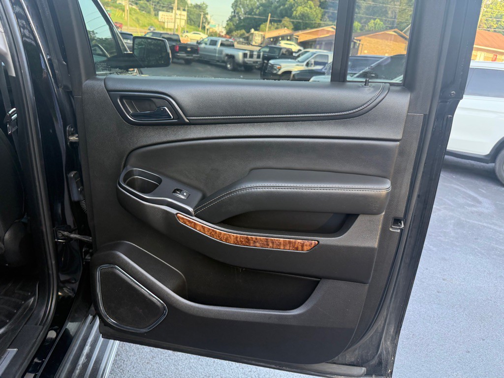 2017 Chevrolet Suburban Image 62
