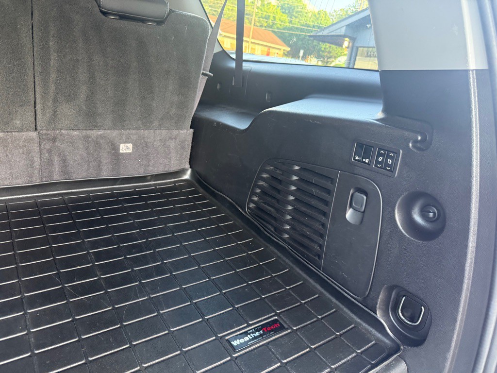 2017 Chevrolet Suburban Image 72