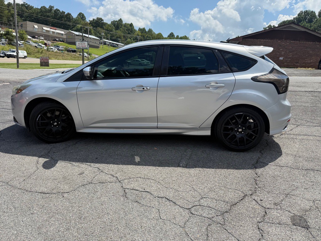 2014 Ford Focus Image 33