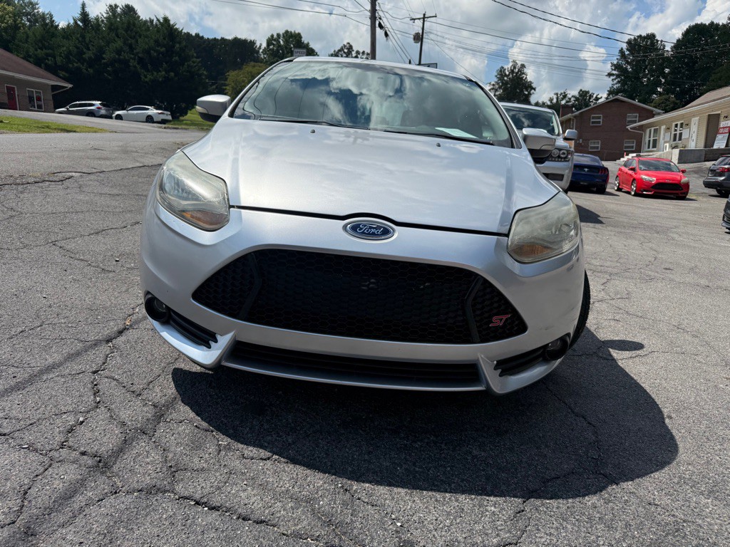 2014 Ford Focus Image 45