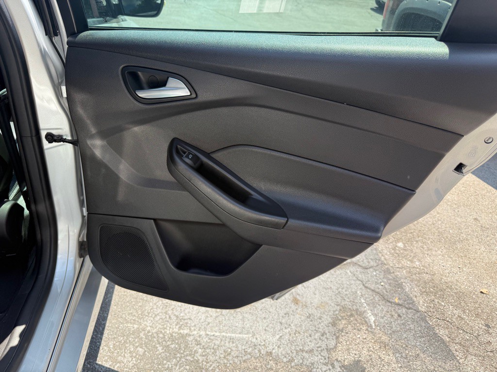 2014 Ford Focus Image 80