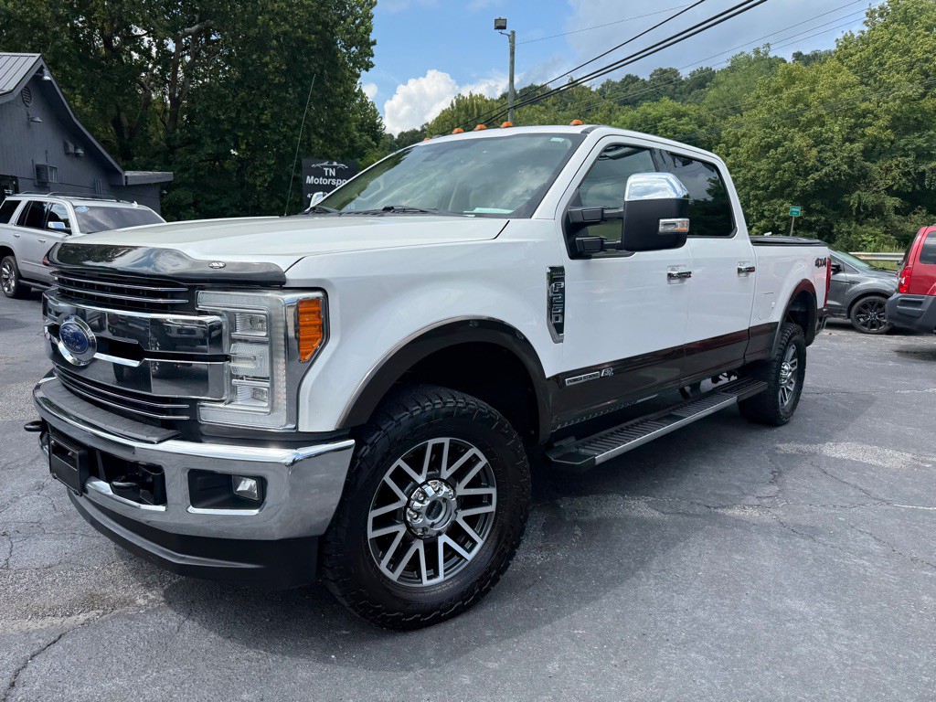 2017 Ford F-250 Image 4