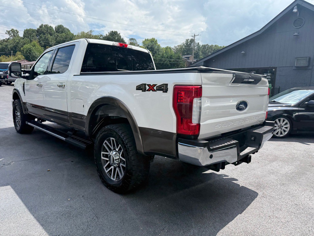 2017 Ford F-250 Image 9