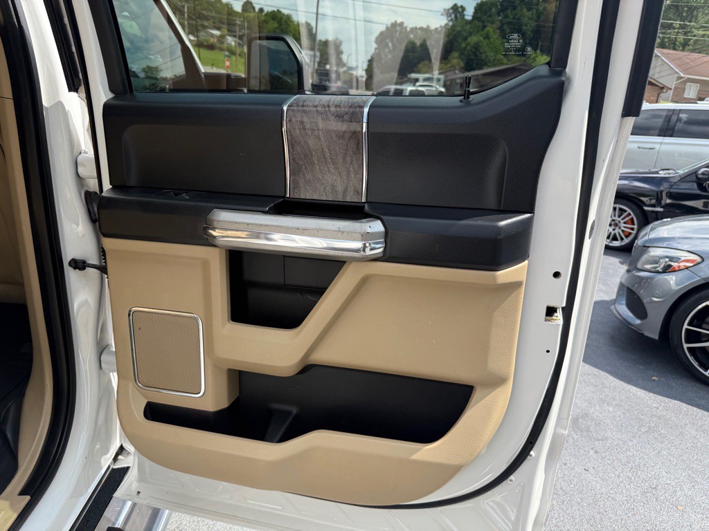 2017 Ford F-250 Image 61