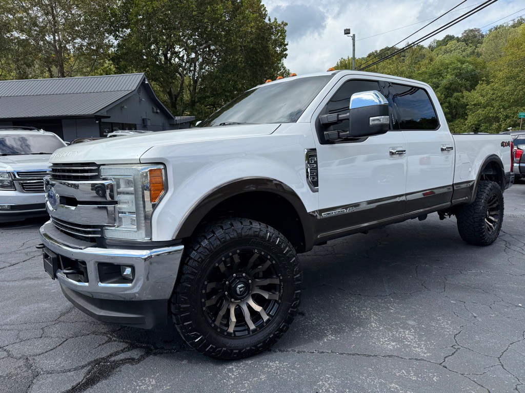 2017 Ford F-250 Image 6
