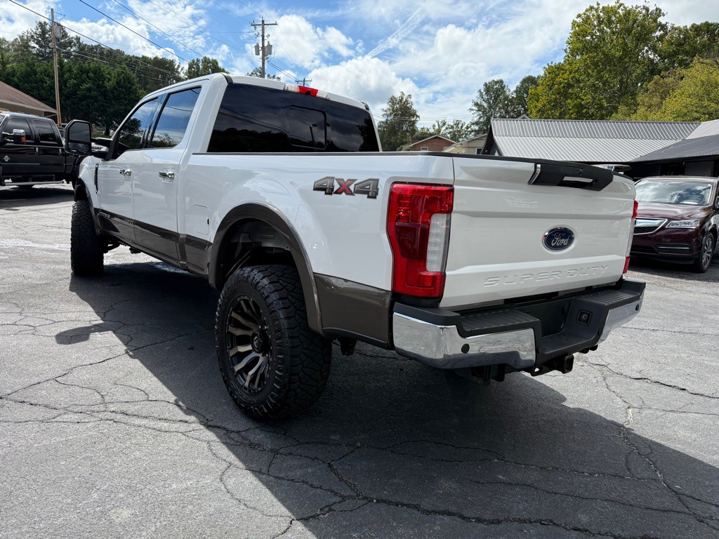 2017 Ford F-250 Image 9