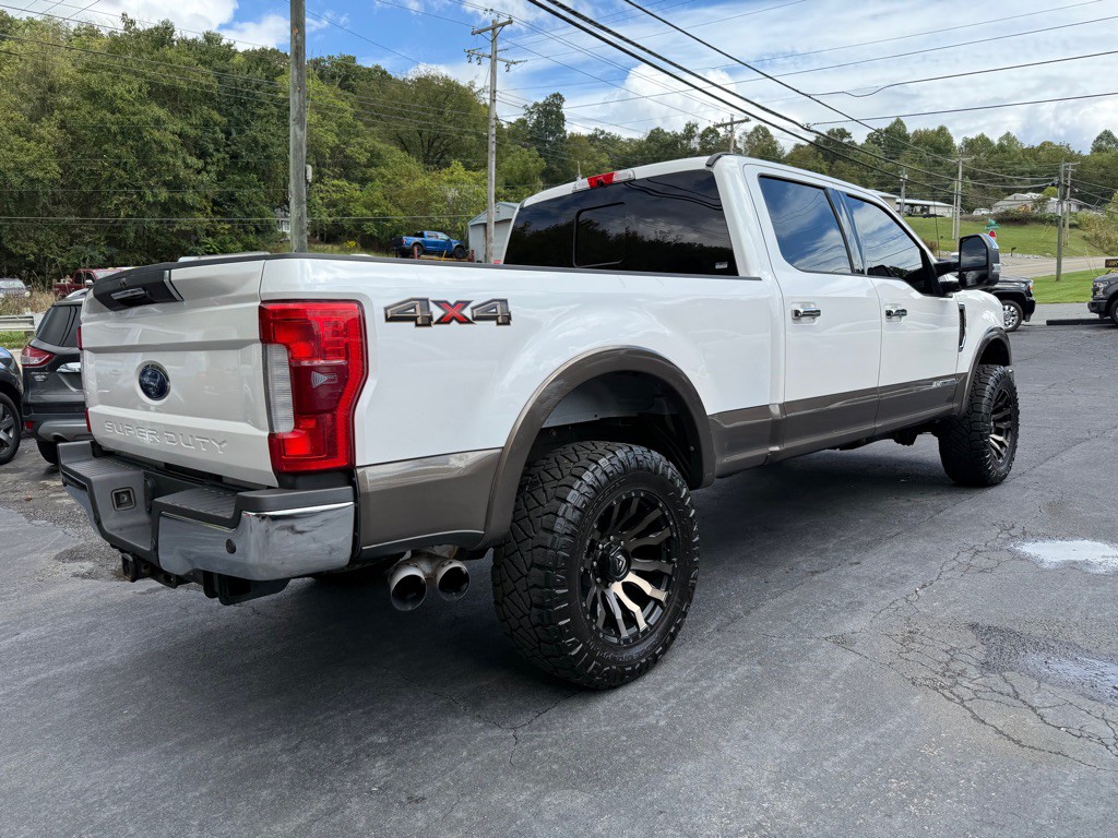 2017 Ford F-250 Image 24