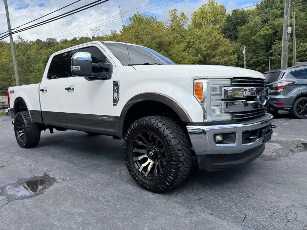 2017 Ford F-250 Image 28