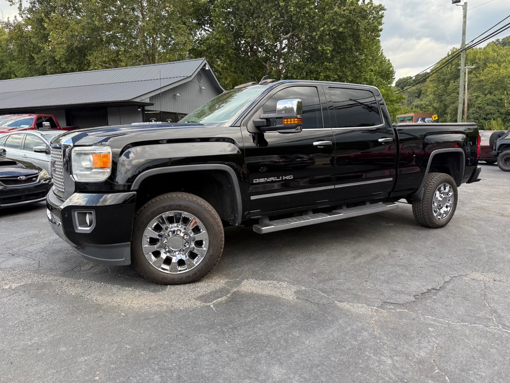 2015 GMC Sierra Image 3