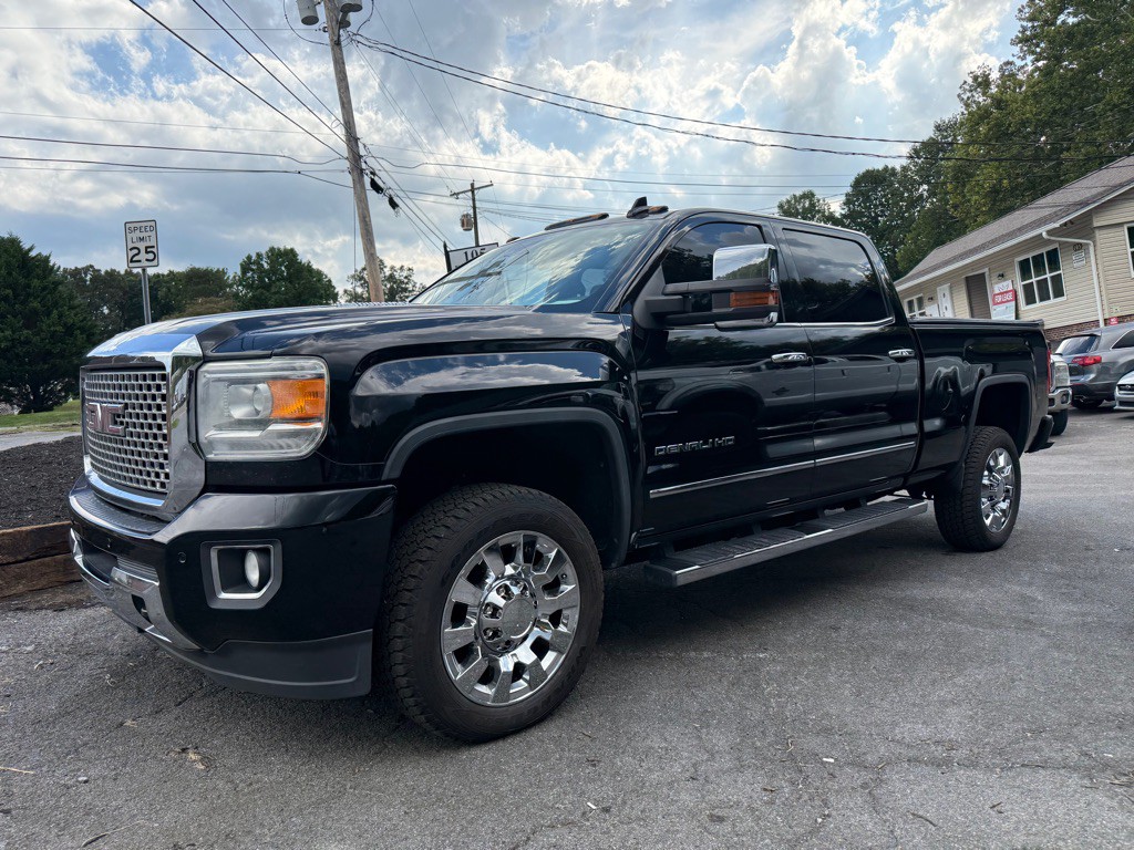 2015 GMC Sierra Image 8