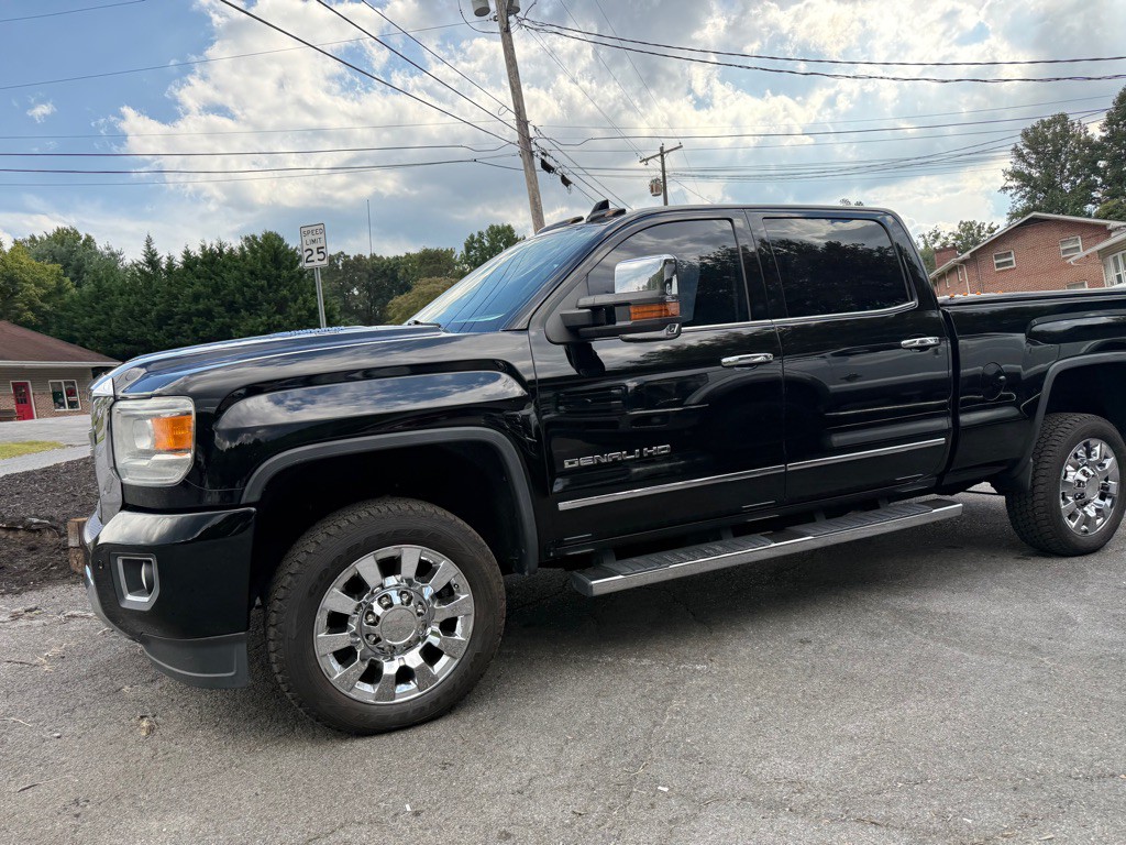 2015 GMC Sierra Image 9