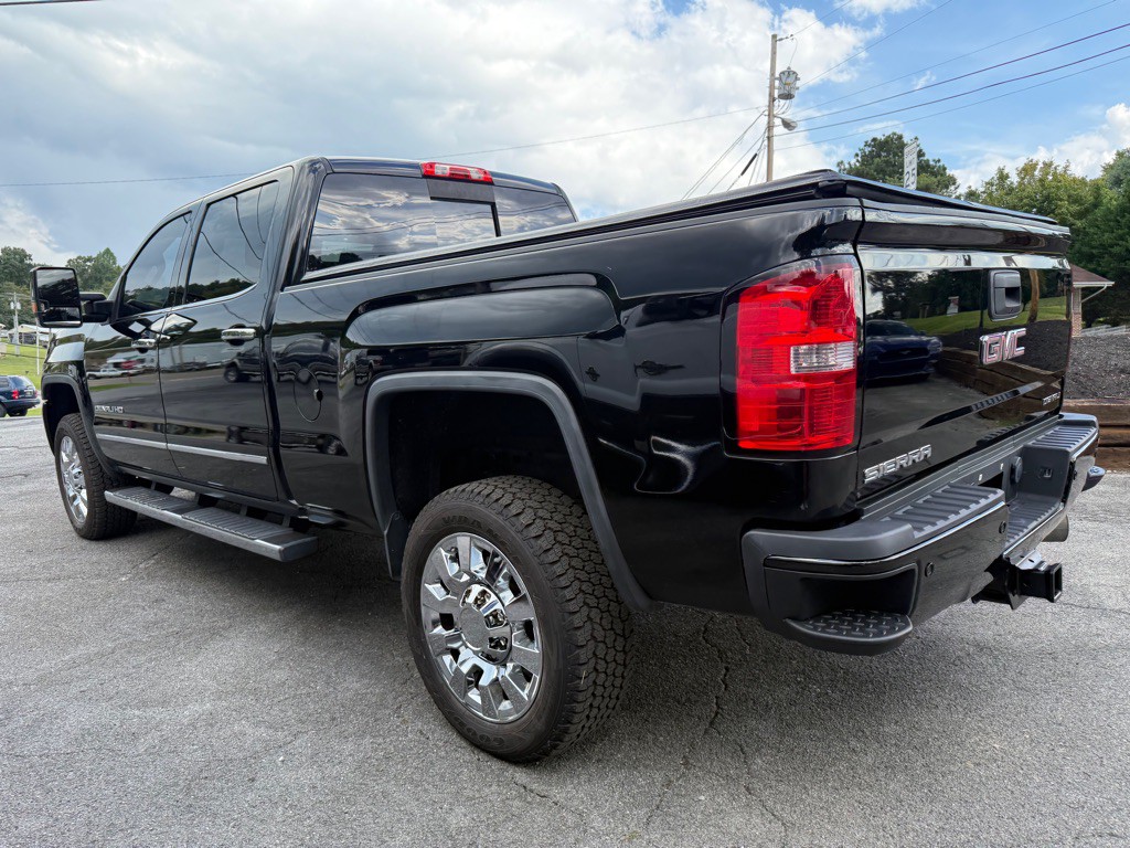2015 GMC Sierra Image 11