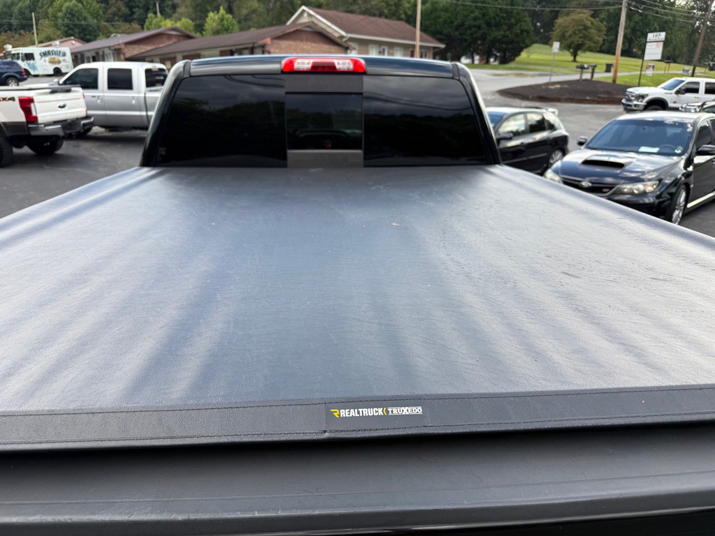 2015 GMC Sierra Image 29
