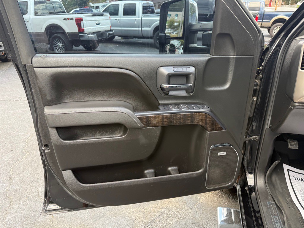 2015 GMC Sierra Image 51