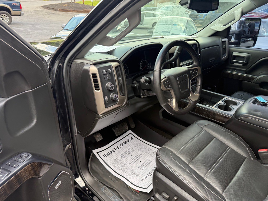 2015 GMC Sierra Image 58