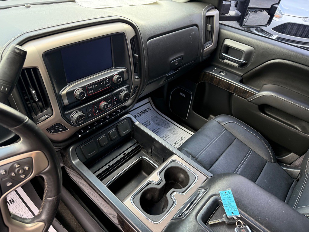 2015 GMC Sierra Image 60