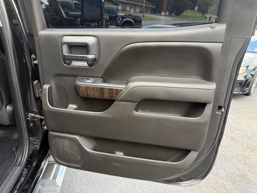 2015 GMC Sierra Image 68