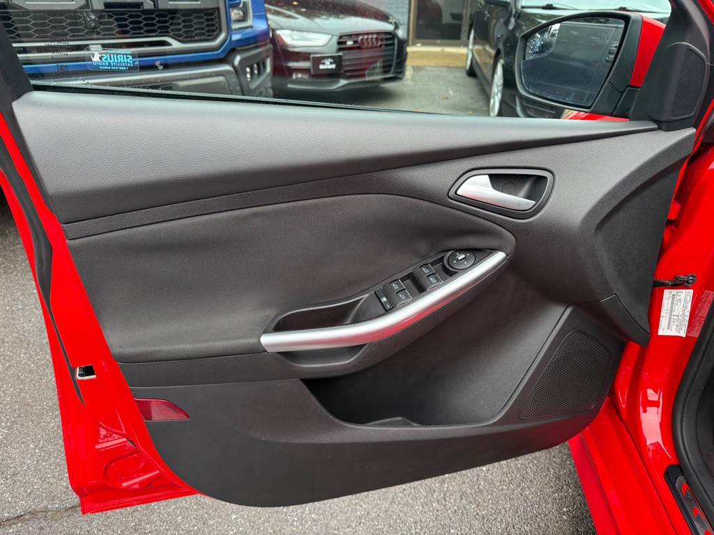 2013 Ford Focus Image 49