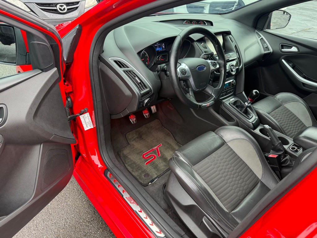 2013 Ford Focus Image 65
