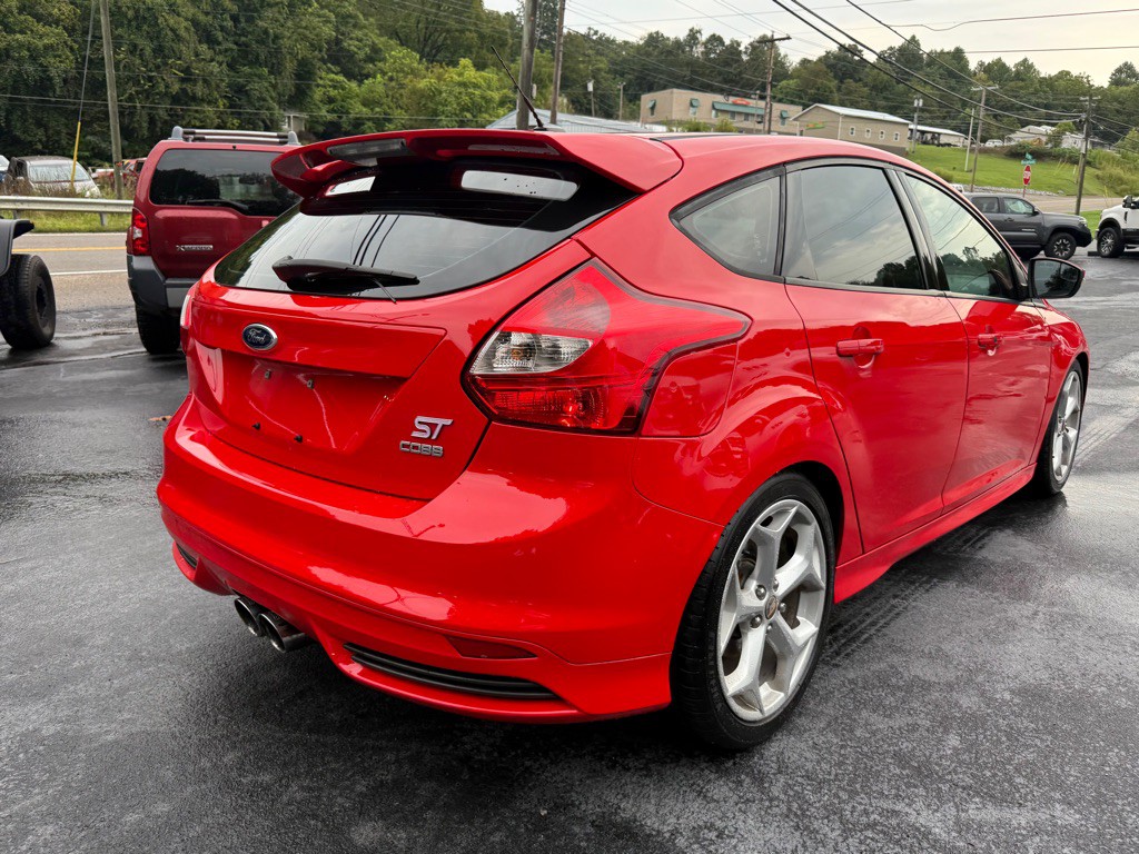 2013 Ford Focus Image 2