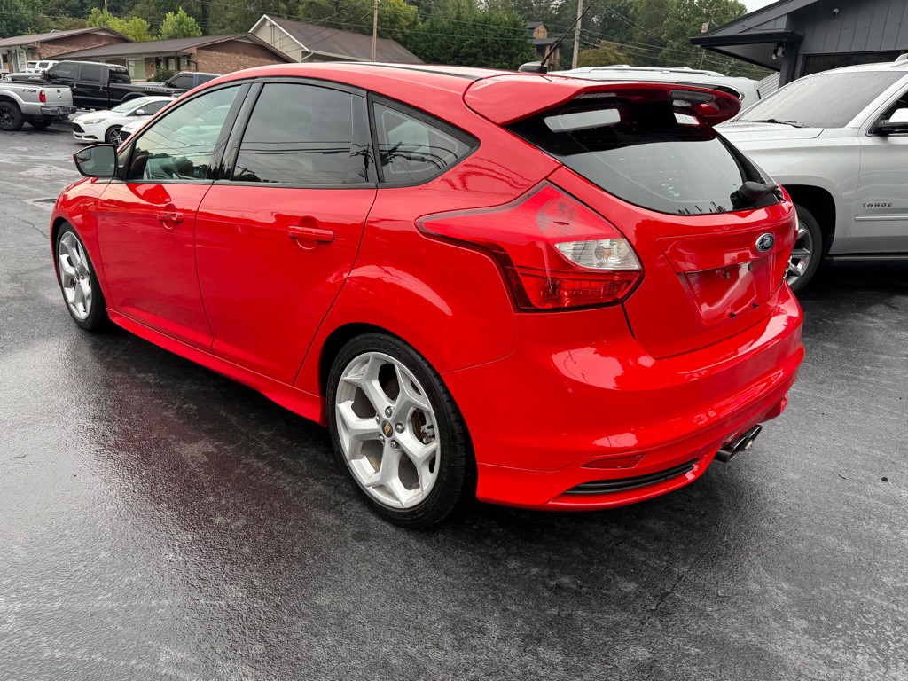 2013 Ford Focus Image 18