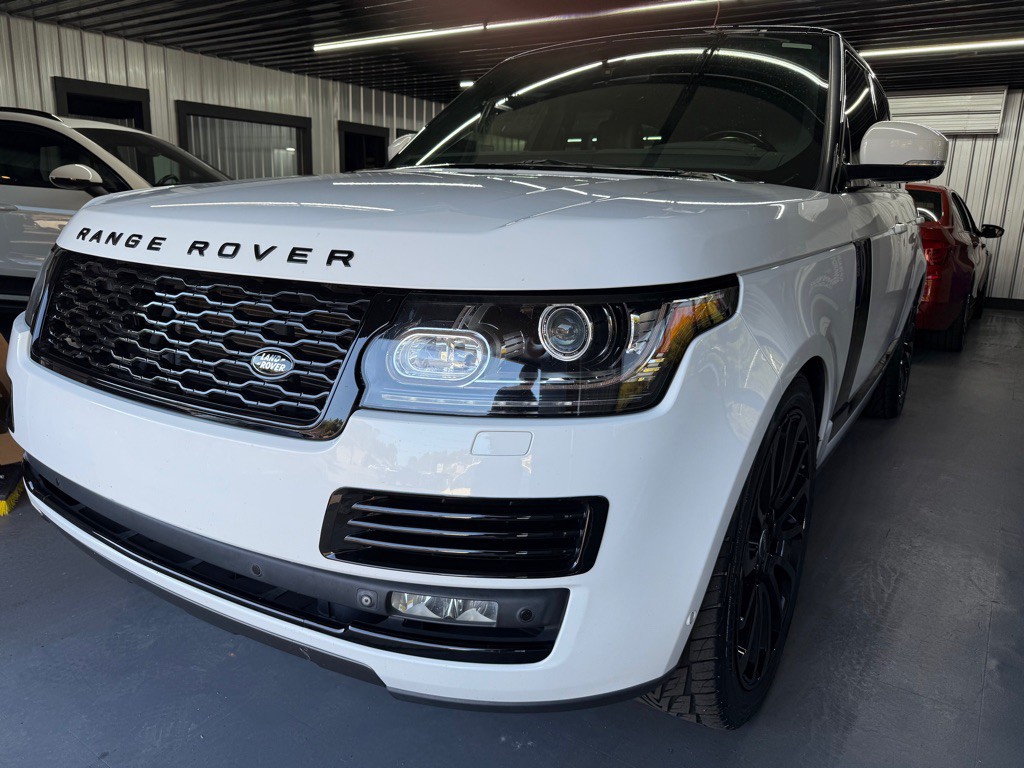 2014 Land Rover Range Rover Image 2
