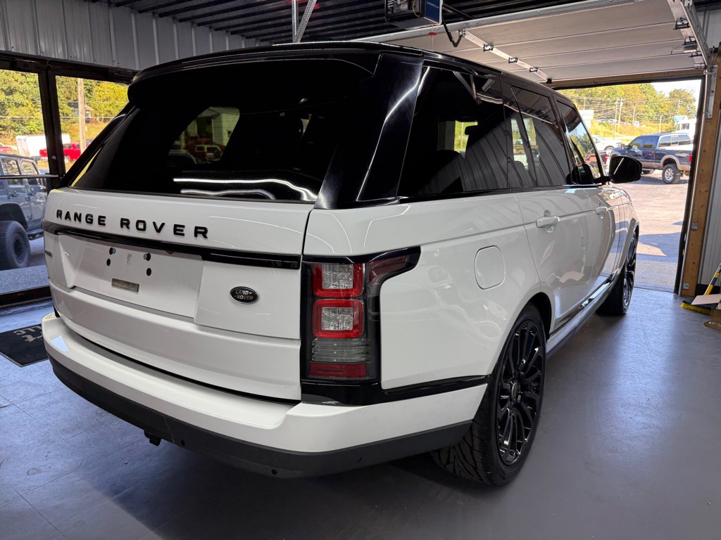 2014 Land Rover Range Rover Image 19