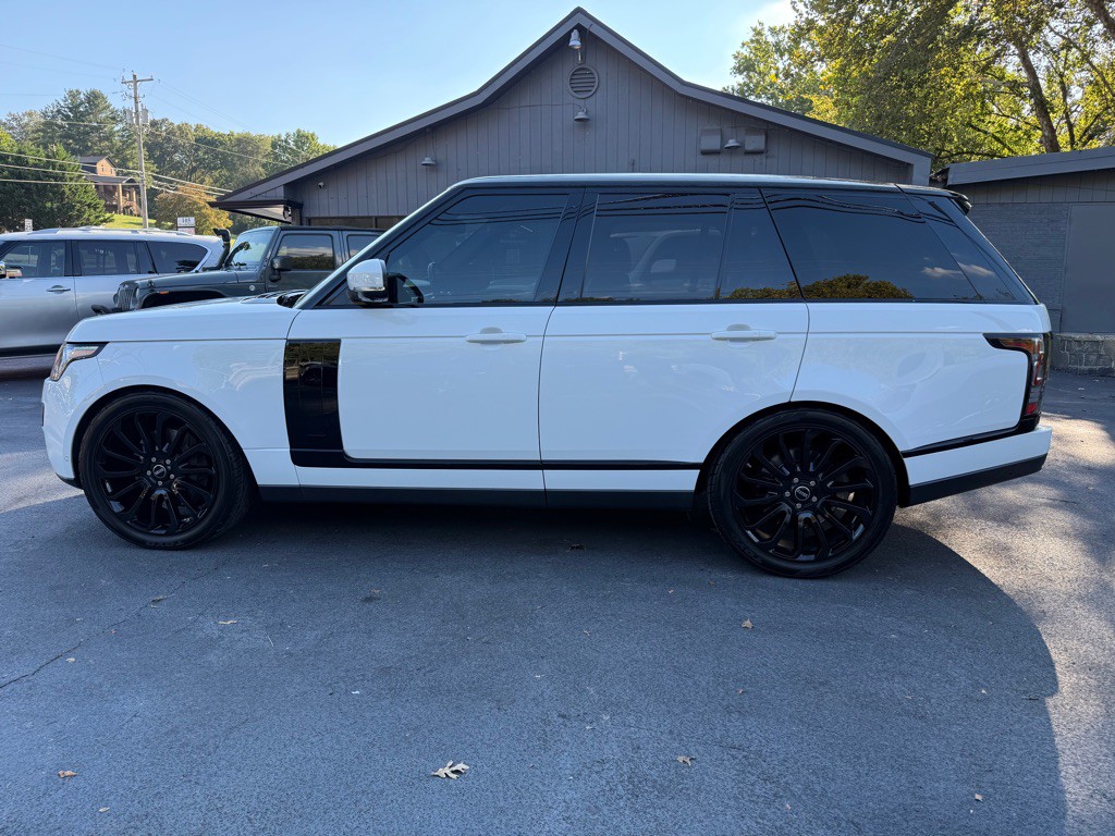 2014 Land Rover Range Rover Image 21