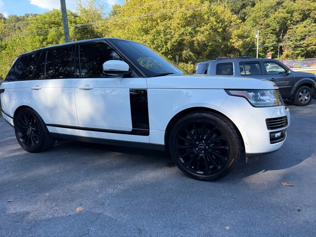 2014 Land Rover Range Rover Image 28