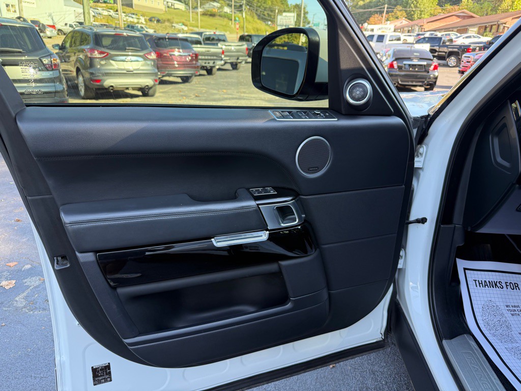 2014 Land Rover Range Rover Image 49