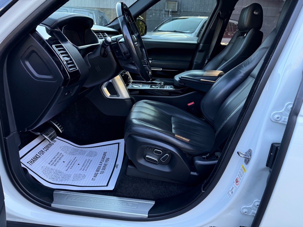 2014 Land Rover Range Rover Image 55