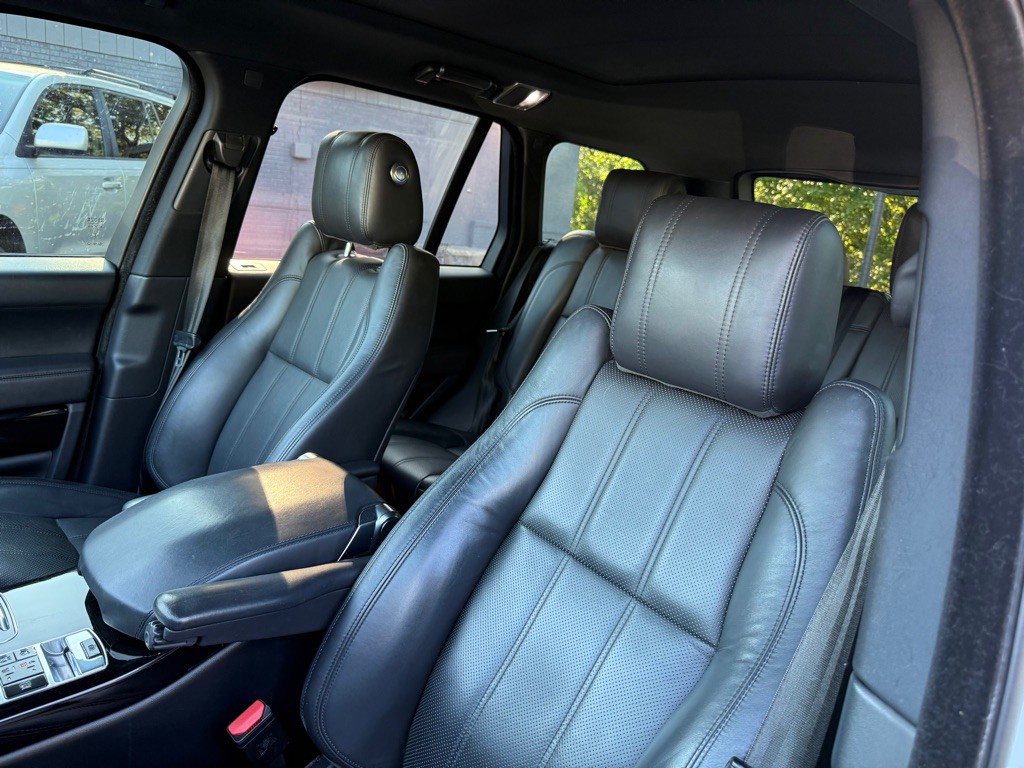 2014 Land Rover Range Rover Image 73