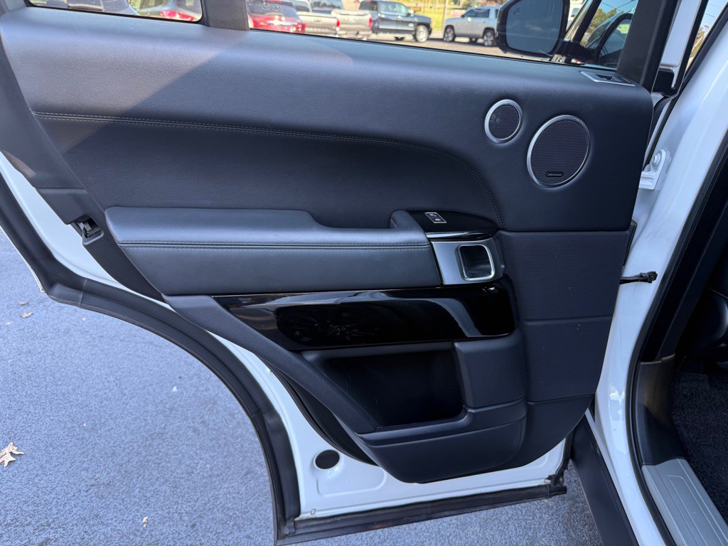 2014 Land Rover Range Rover Image 86