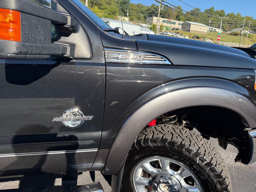 2015 Ford F-350 Image 24