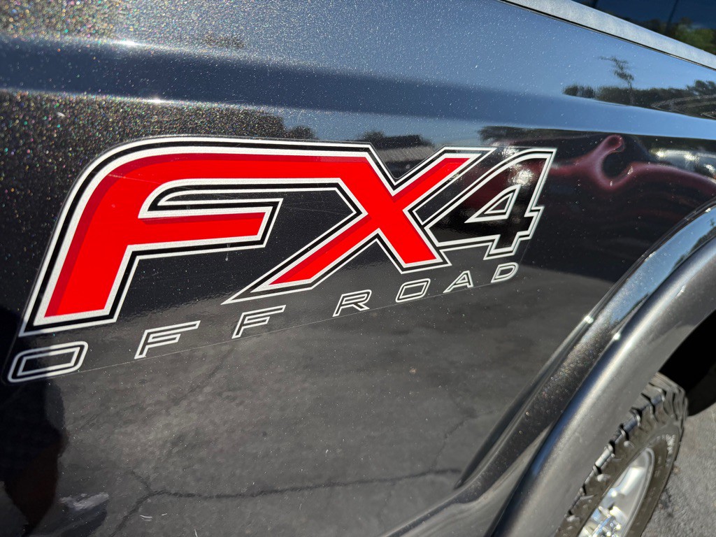 2015 Ford F-350 Image 40