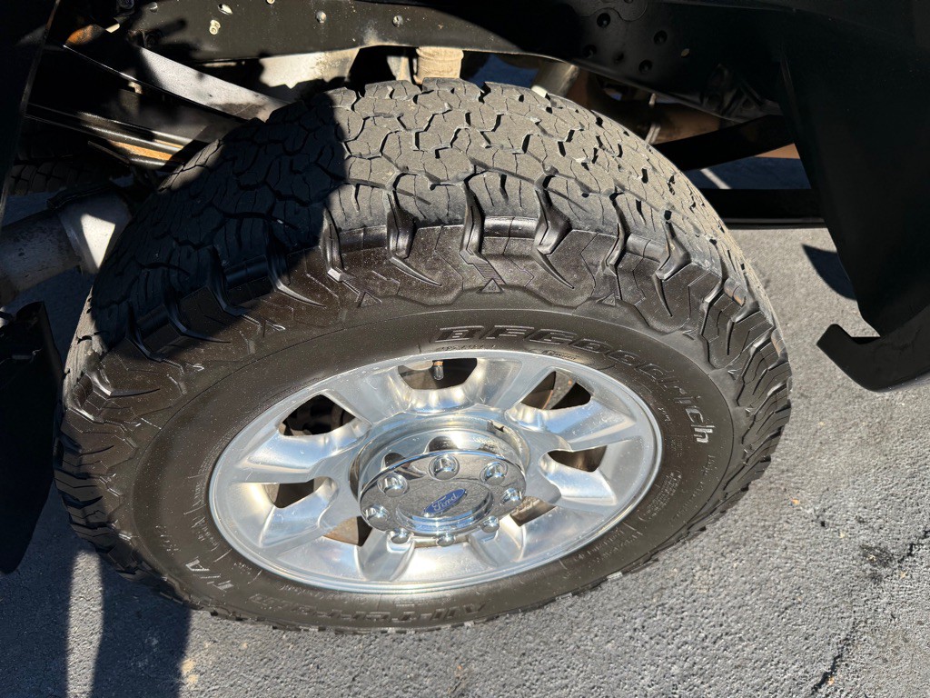 2015 Ford F-350 Image 43