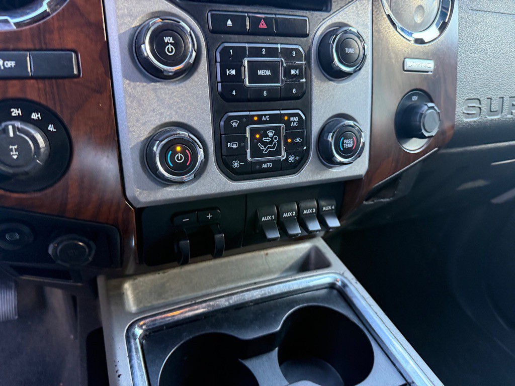 2015 Ford F-350 Image 71