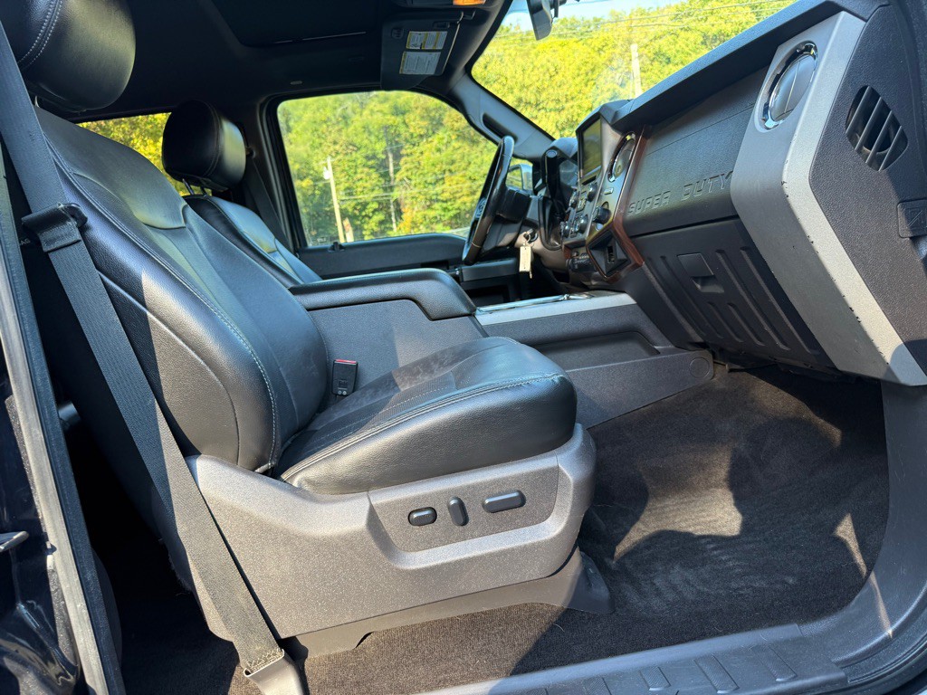 2015 Ford F-350 Image 78