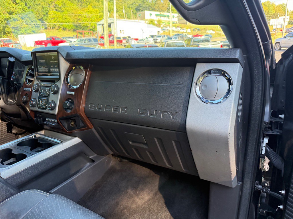 2015 Ford F-350 Image 79