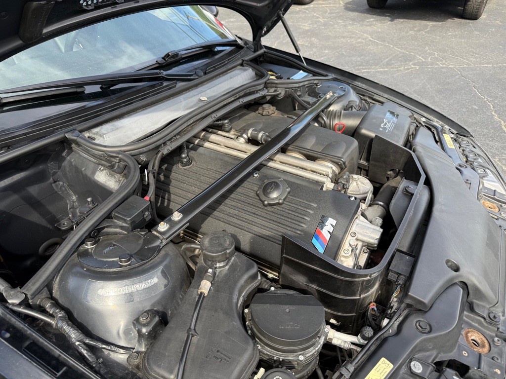 2004 BMW M3 Image 26