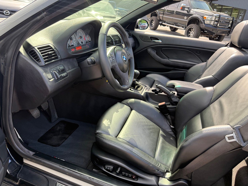 2004 BMW M3 Image 39