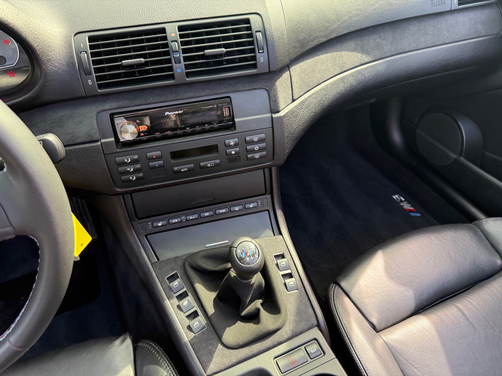 2004 BMW M3 Image 52