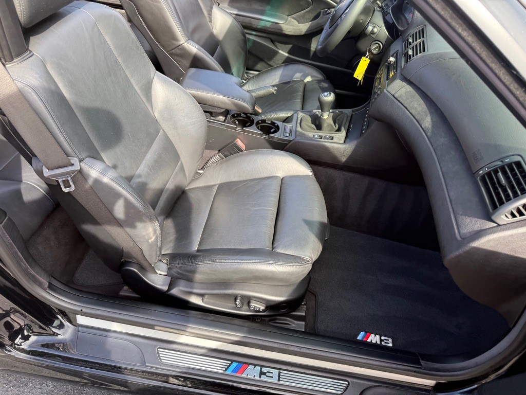 2004 BMW M3 Image 58