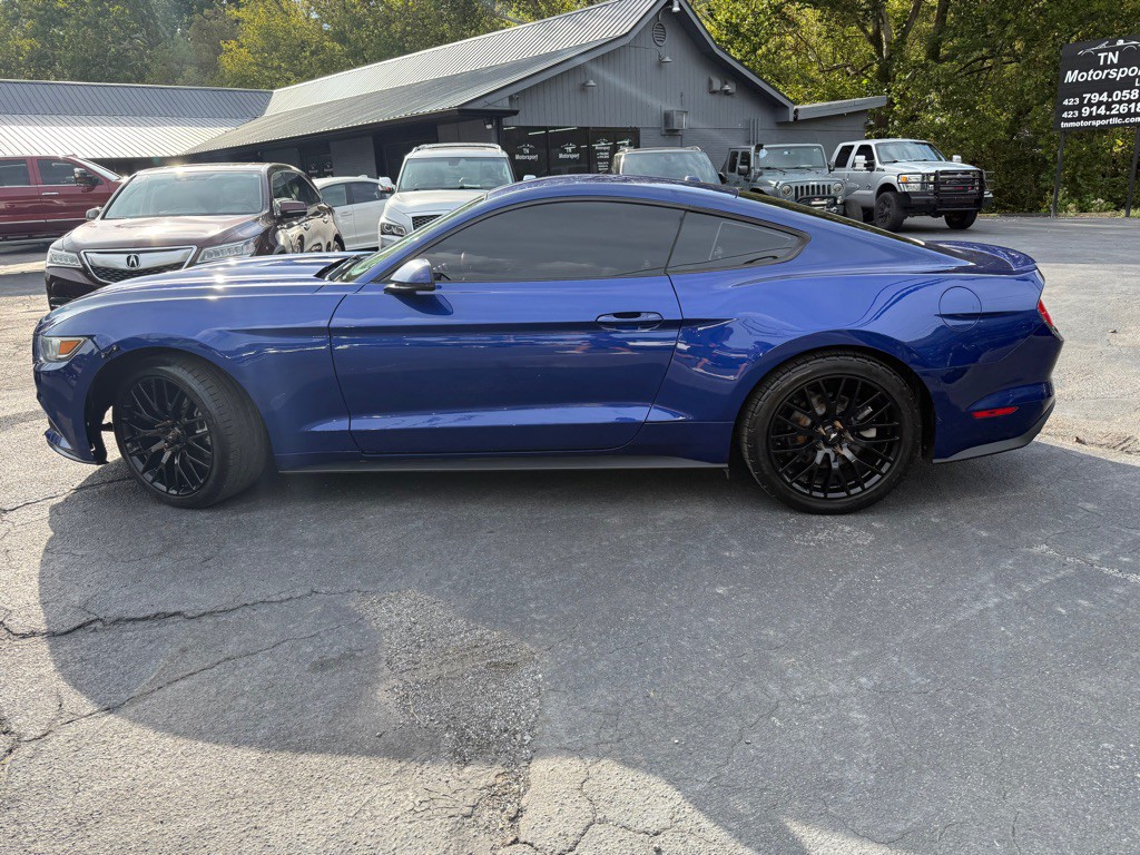 2015 Ford Mustang Image 18