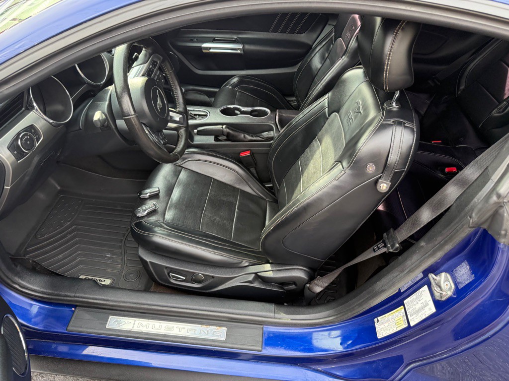 2015 Ford Mustang Image 36