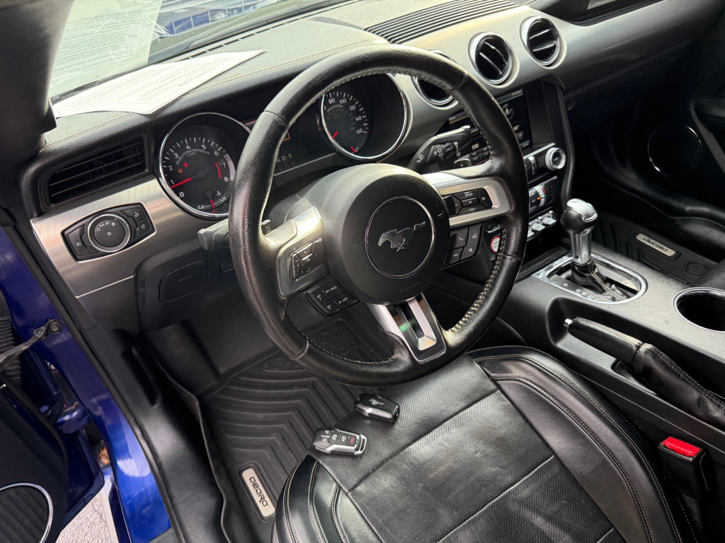 2015 Ford Mustang Image 40